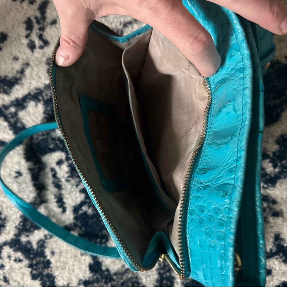 Brahaim crossbody - Picture 8 of 8